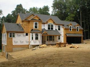 168 Hogsback Rd, Oxford, CT 06478