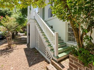 205 W Huntingdon St #B, Savannah, GA 31401
