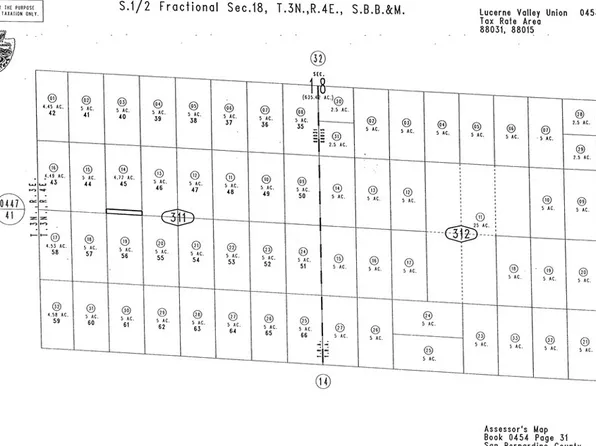 6 Ocotillo Rd, Landers, CA 92285
