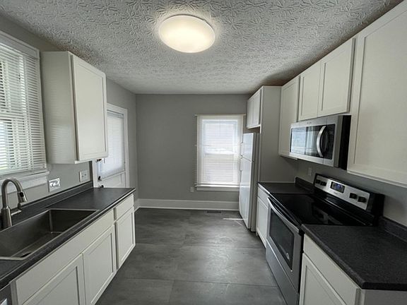 3rd image of 773 W Rich St