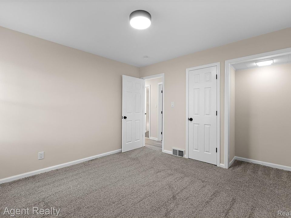 3323 Gardner Ave, photo 18
