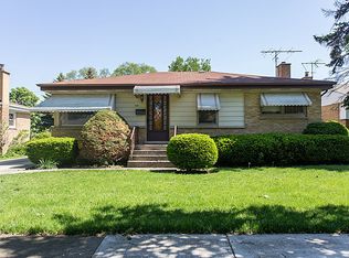 330 Wisconsin Dr, Des Plaines, IL