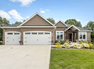 54706 Columbia Bay Dr, Osceola, IN