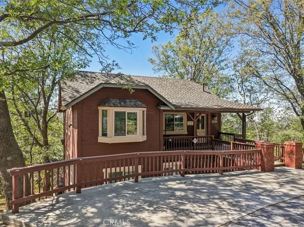 28662 Zion Dr, Lake Arrowhead, CA 92352