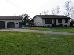 6190 Springport Rd, Eaton Rapids, MI 48827