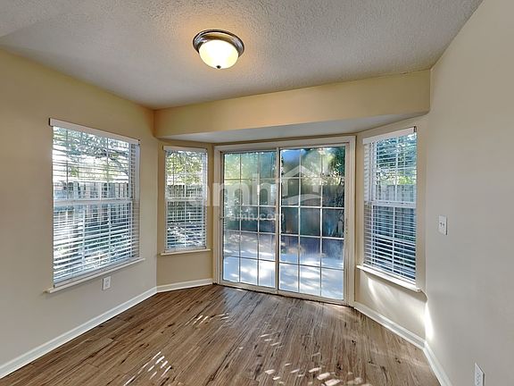 5th image of 1433 Heather Ct
