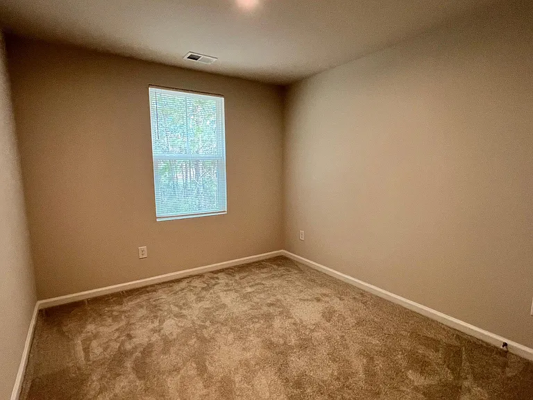 243 Christiana Ln #B — Photo 48