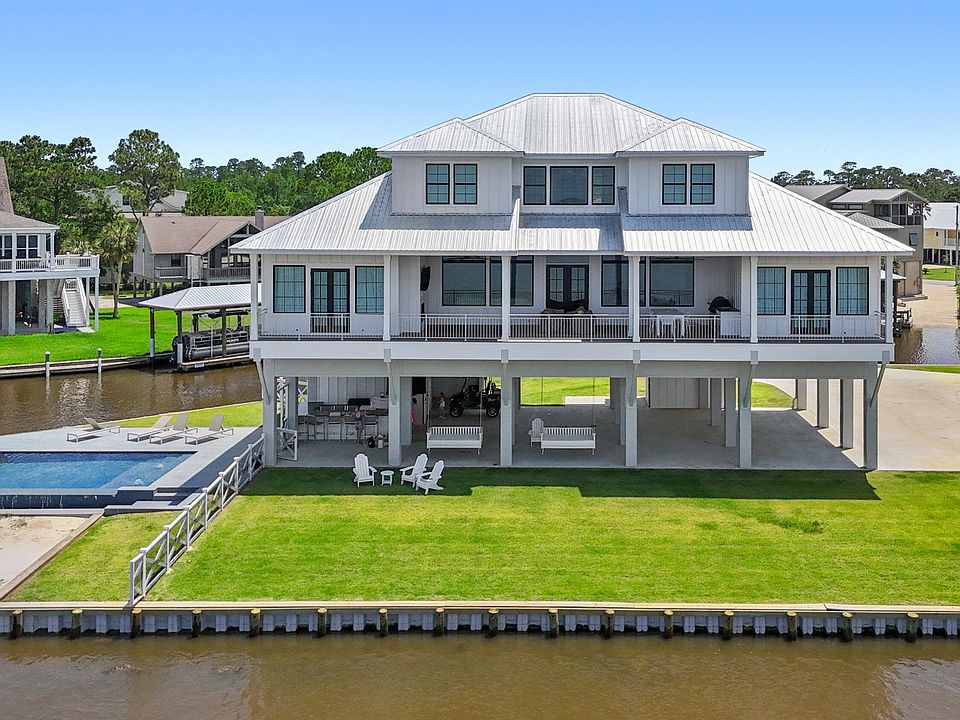 1st image of 118 Palmwood Dr