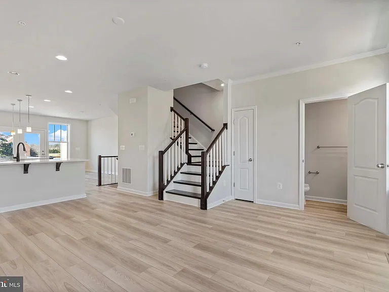 1727 Evansberry Dr — Photo 20