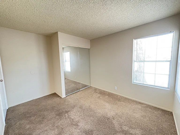 3901 Broadriver Dr — Photo 12