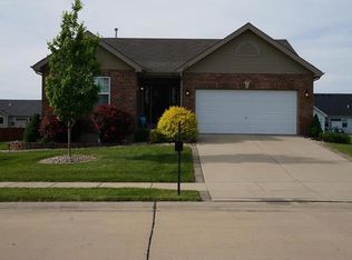 3532 Barton Dr, Shiloh, IL 62221