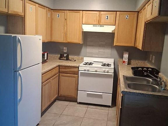 4th image of 6465 River Park Dr #6465