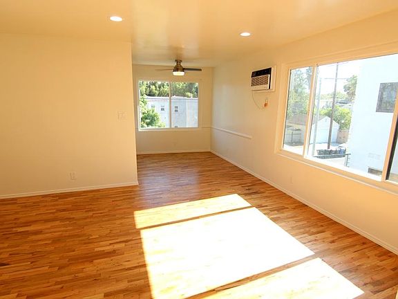2nd image of 8665 Pickford St #6