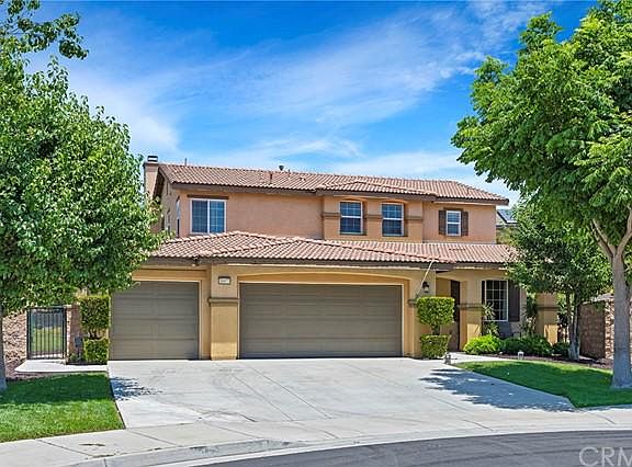3rd image of 30973 Moonflower Ln