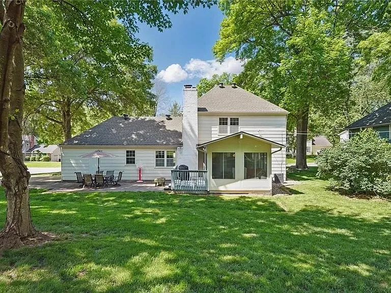 6817 N Bellefontaine Ave — Photo 38