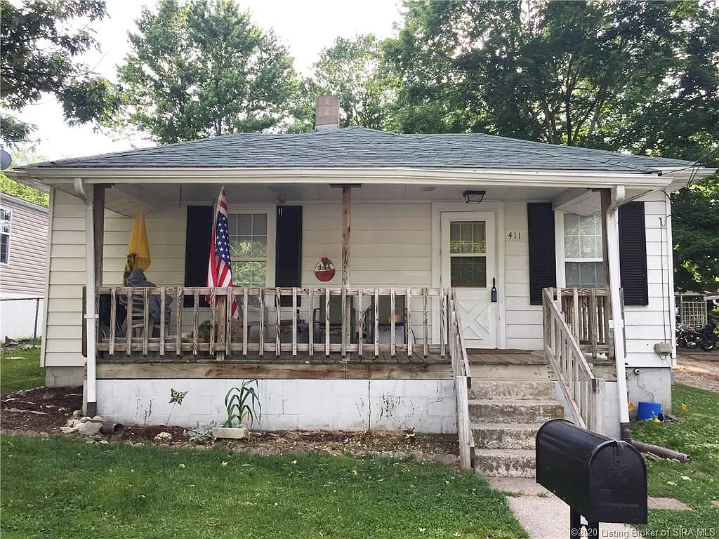 411 S Sycamore St photo 1