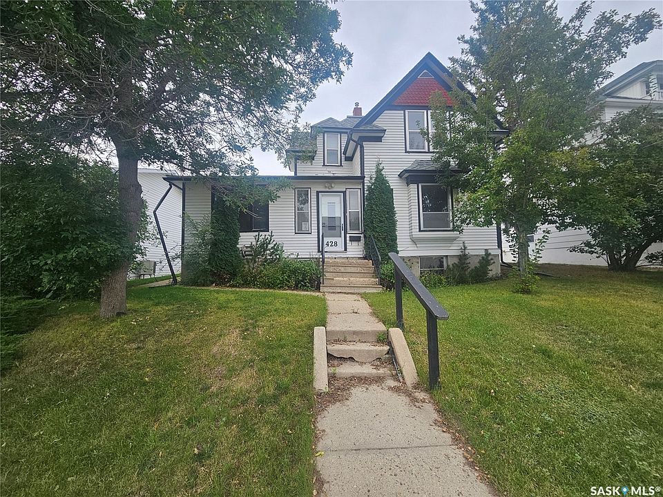 1st image of 428 1st Avenue NW