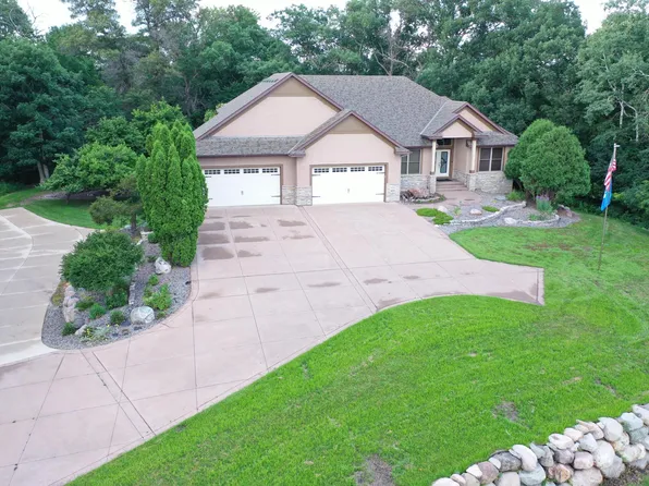 3126 137th Ave NE, Ham Lake, MN 55304