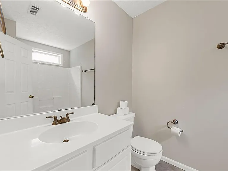370 Manor Glen Dr — Photo 37