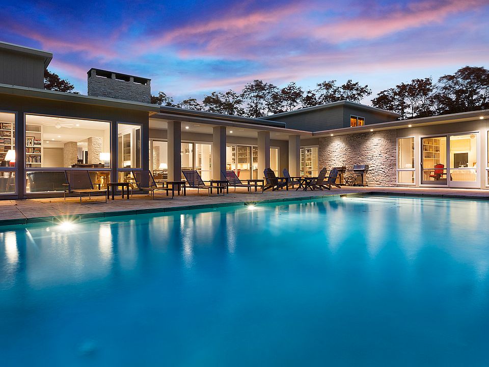1st image of 22 Lyme Ln
