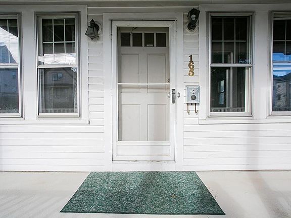4th image of 165 Garfield St