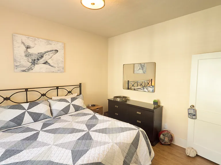 717 E Lakeside Ave — Photo 14