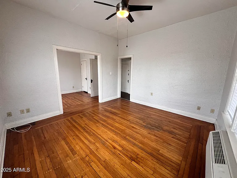 902 E Palm Ln #6 — Photo 10