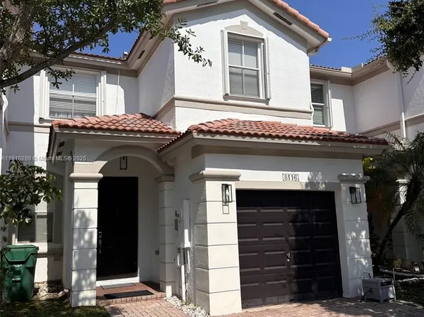 8116 NW 108th Pl, Doral, FL 33178
