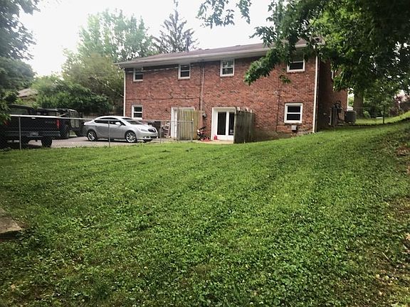 4th image of 3440 Malabu Cir