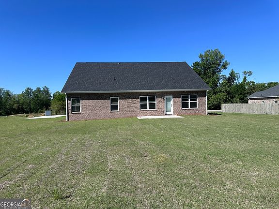3rd image of 463 Southern Oaks Dr Lot 35B