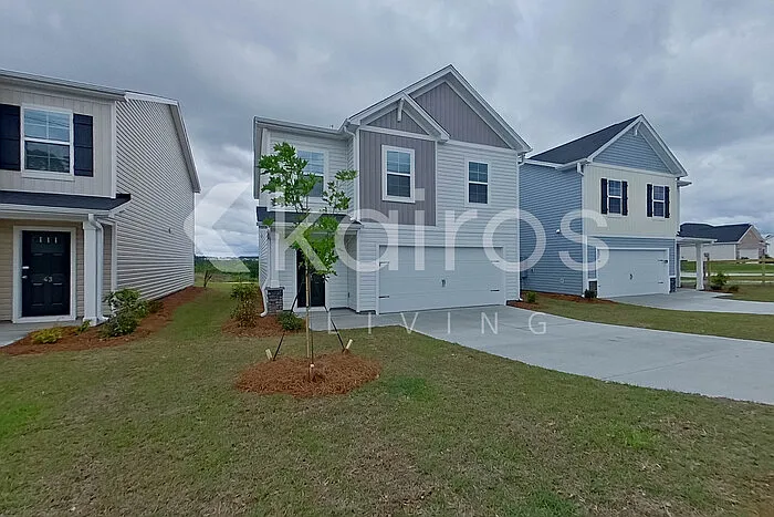 4 bed, 2.5 bath, 1744 sqft, $2,100 — Photo 2