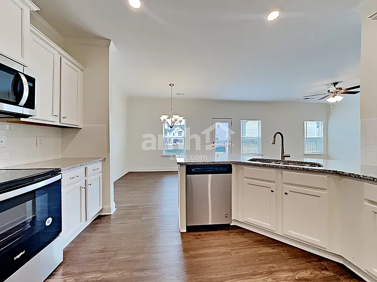 588 Woodall Rd — Photo 3