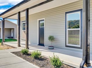 858 Frank Anderson Rd, Sparta, TN 38583