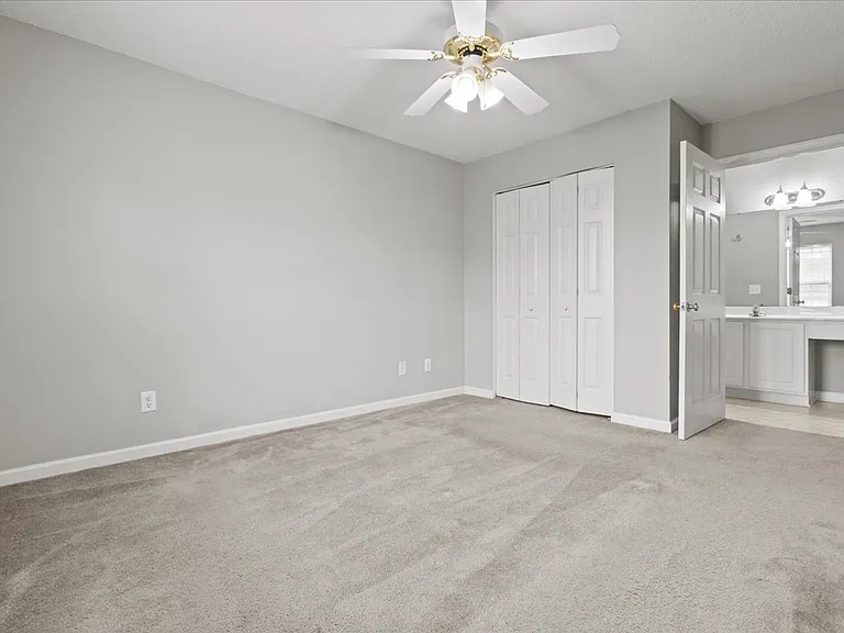 529 3rd Loop Rd #1-H — Photo 25