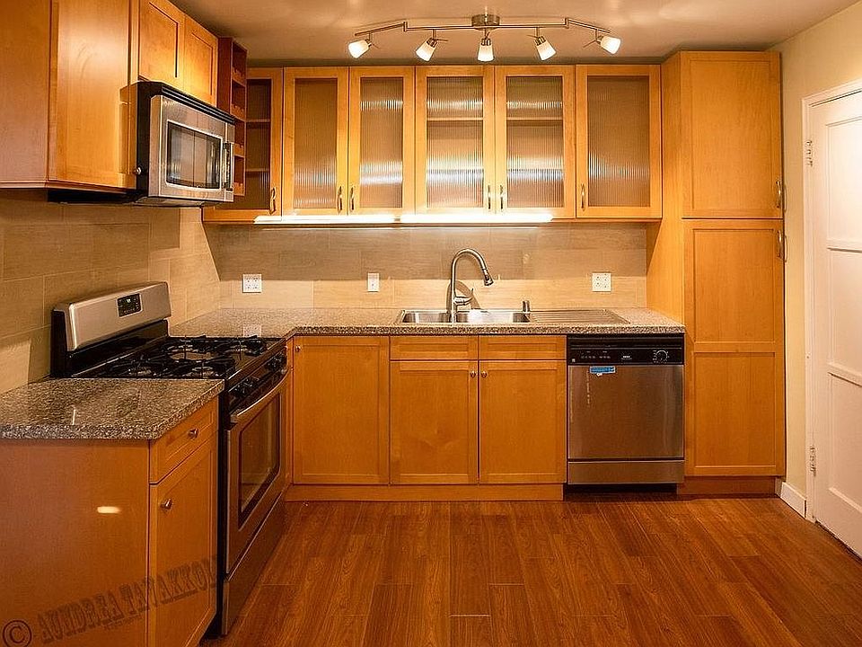 1st image of 2604 Baily Ave