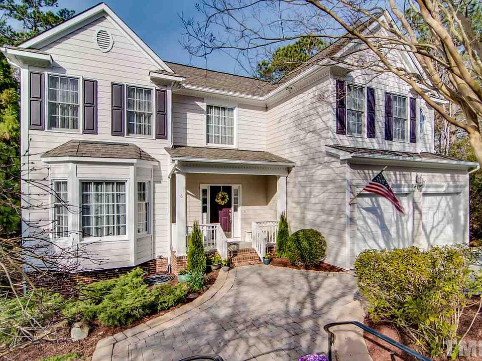 1st image of 6 Arrowwood Ct