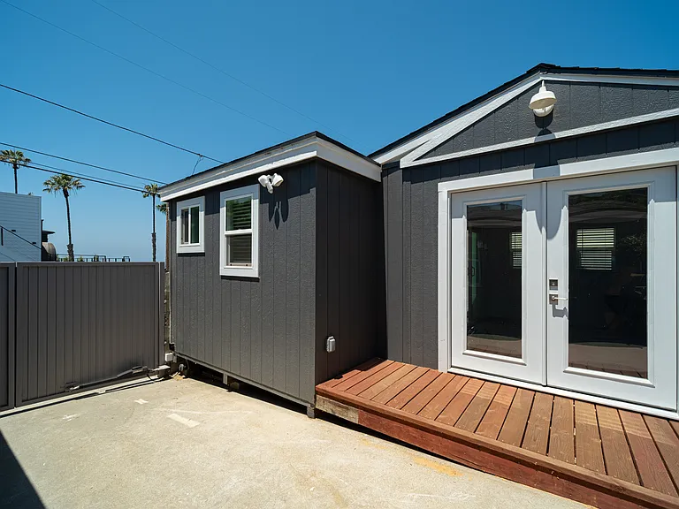 Orchard Ave — Photo 1