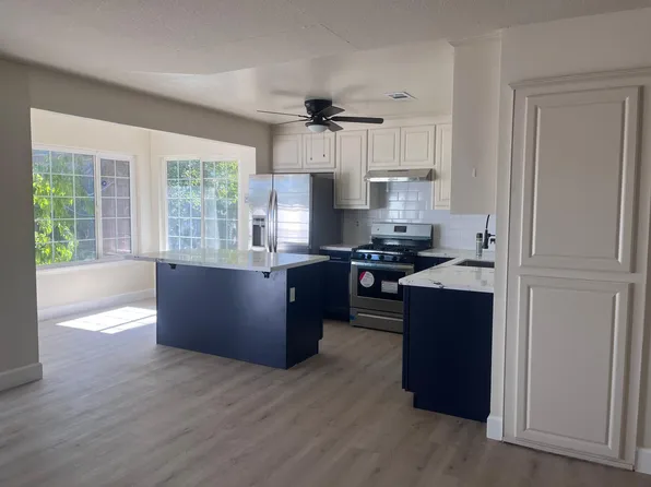 1030 N Lincoln St, Dixon, CA 95620