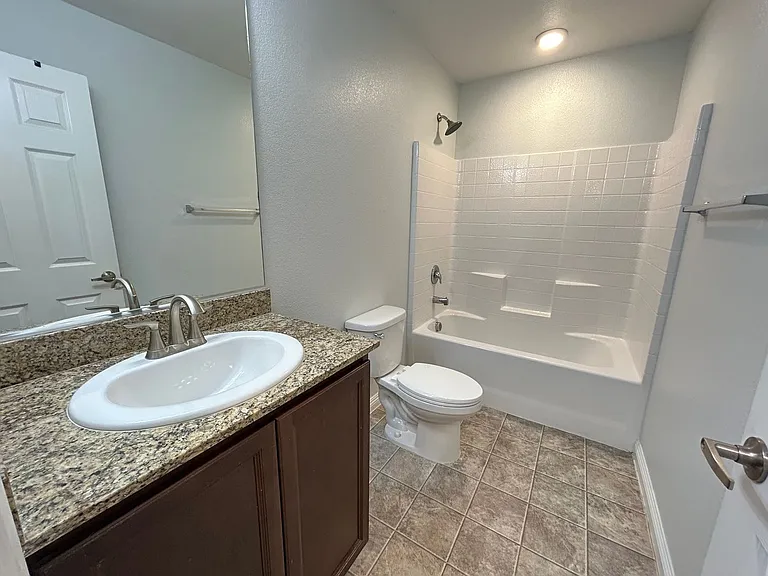 4552 Dover Straight St — Photo 11