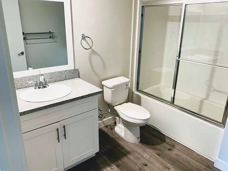 14330 Roscoe Blvd #208 — Photo 6