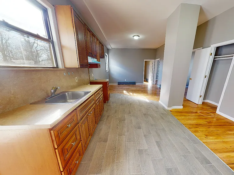 62 Holland Ave #1R — Photo 6