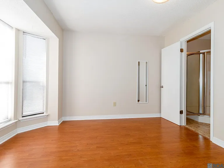 827 E Boyd Dr #C — Photo 16