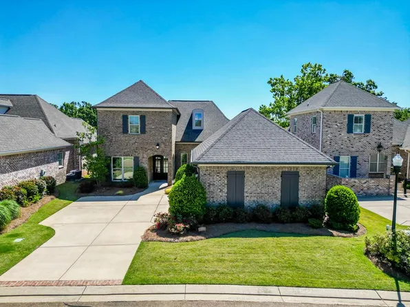 203 Fairway Ct, Oxford, MS 38655