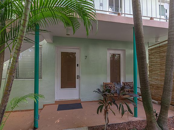 2nd image of 1117 MERIDIAN Avenue #7-1117