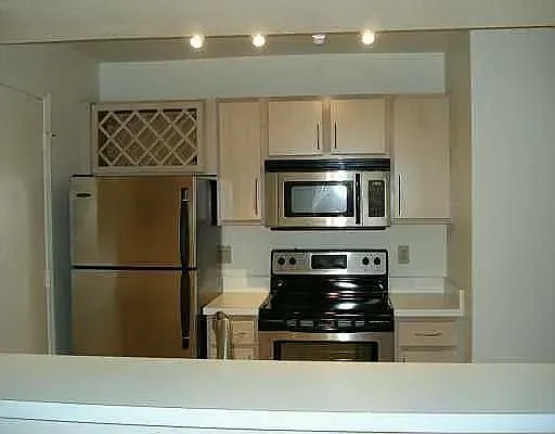 7340 Westpointe Blvd #328 — Photo 7