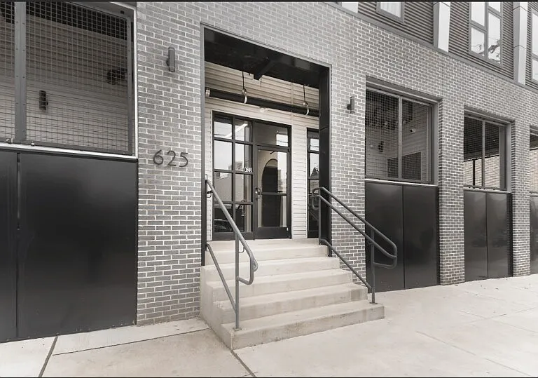 623 W Girard Ave #A-8 — Photo 12
