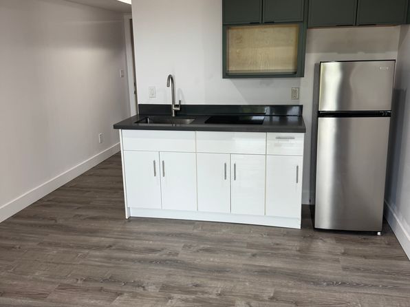 2285-2299 40th Ave