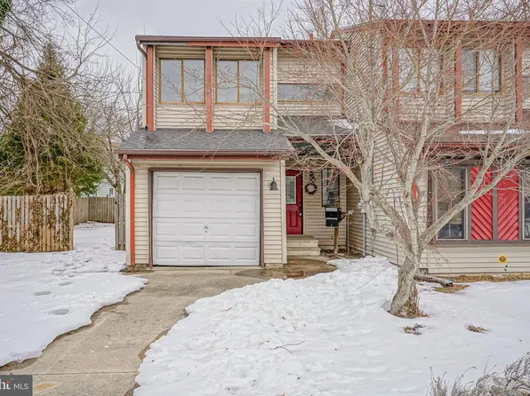 347 Oakwood Ave, Glassboro, NJ 08028