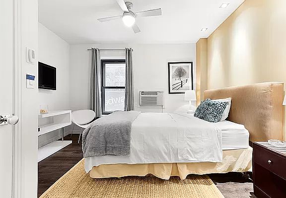 4th image of 23 E 10th St APT 102