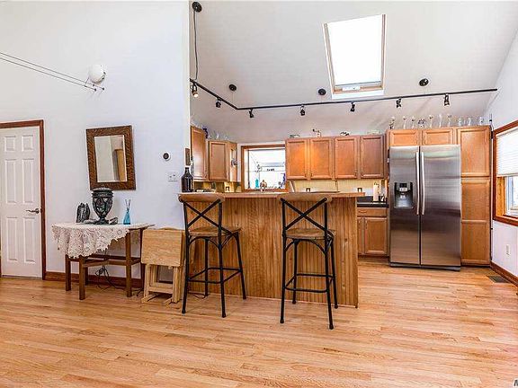 4th image of 16346 95th St